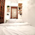 Casa Cloclo: Design & Vintage Apt Above Subway