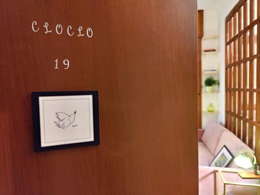 Casa Cloclo: Design & Vintage Above Subway